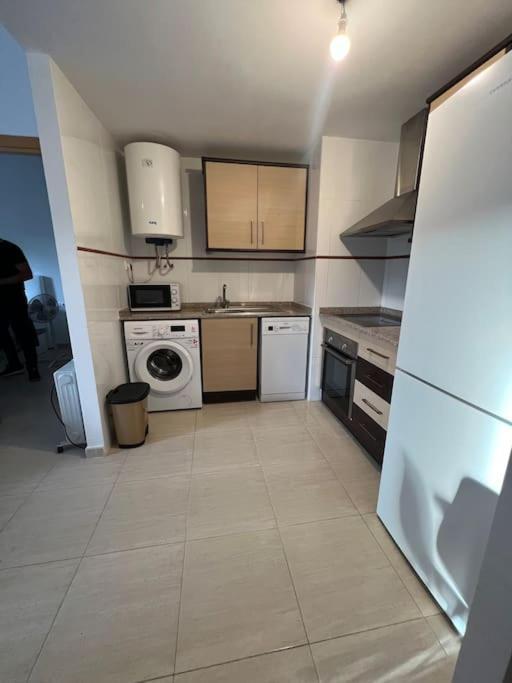 Apartamento Con Piscina ,Parking Y Aire Acondicionado Sant Carles de la Ràpita Exterior foto